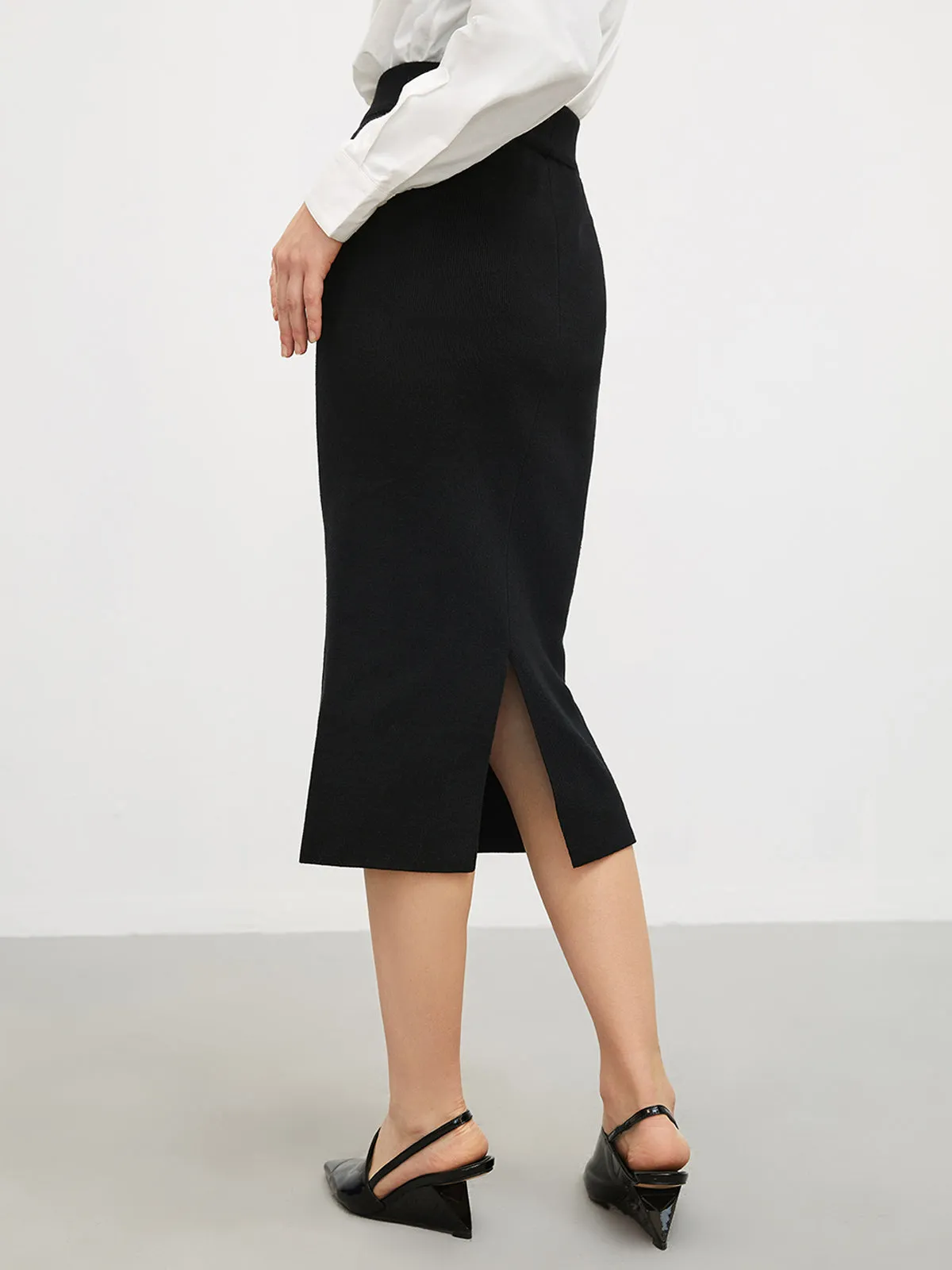 Woolen Slit Knit Midi Skirt